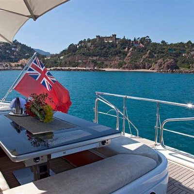 Oscar Yacht 5