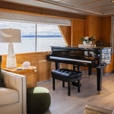 Summer Sunset Yacht 13