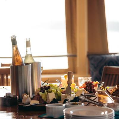 Pacific Yellowfin Yacht 14