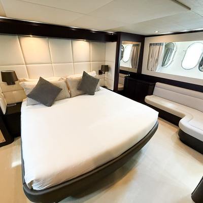 Timeout Together Yacht 15