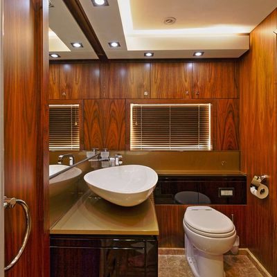 Basad Yacht 15