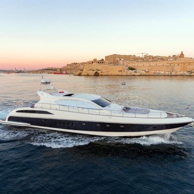 @Last Yacht 15