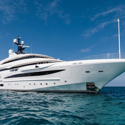 ANDREA Yacht Charter Price - CRN Yachts Luxury Yacht Charter