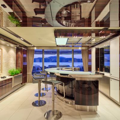 Totem Yacht 15