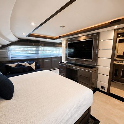 Casta Diva Yacht 13