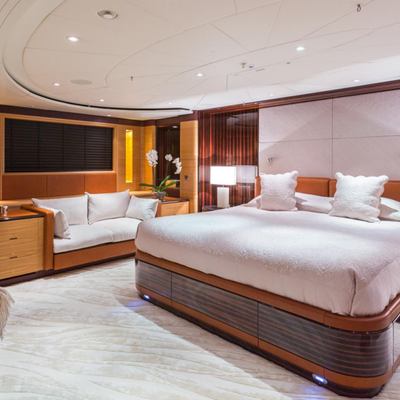 Q Yacht 15