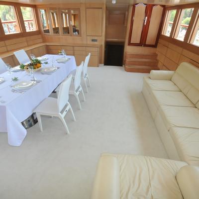 Let's Dance Yacht 11