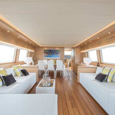 Bivac Yacht 11