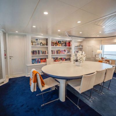 Jubilee Yacht 14