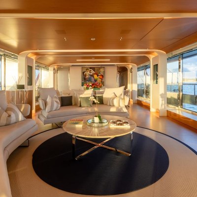 Koju Yacht 13