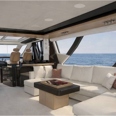 Luce Yacht 12