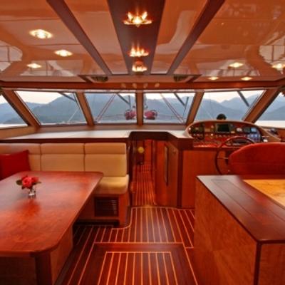 Serenity 86 Yacht 11