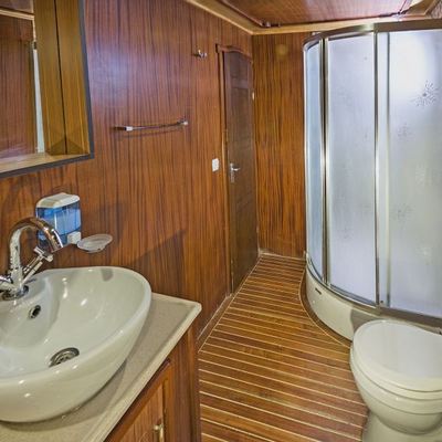 S. NUR TAYLAN Yacht 15