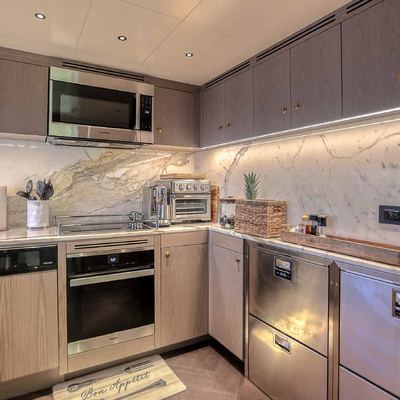 Saint Yacht 15