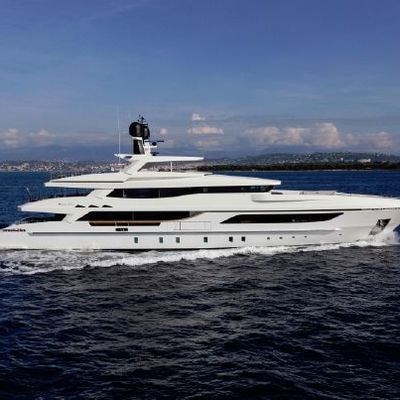 MR T Yacht Charter Price - Baglietto Luxury Yacht Charter