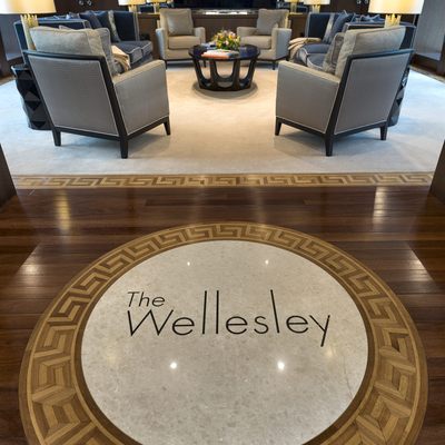 The Wellesley Yacht 6