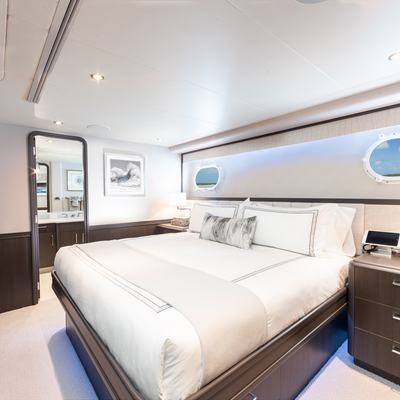 MEMENTO VIVERE Yacht Charter Price - Westport Yachts Luxury Yacht Charter