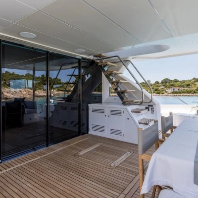 Ascend Yacht 11