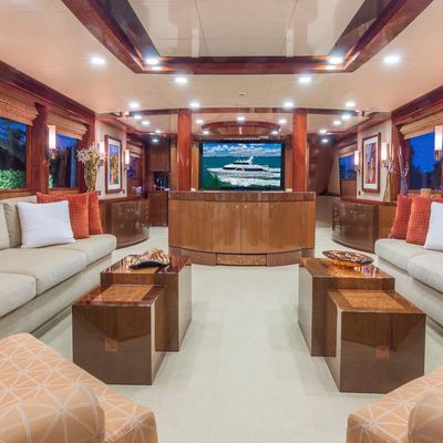 Robin's Nest II Yacht 11