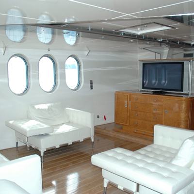 Dwinger Yacht 6