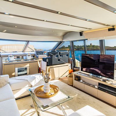 Bluem Yacht 13