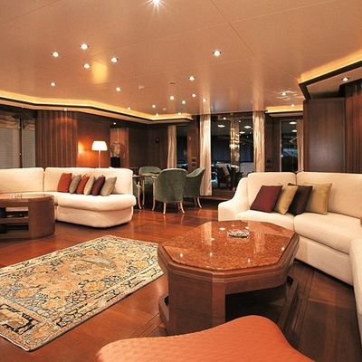 More Yacht 12