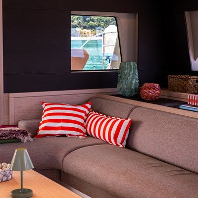 Gloria Yacht 12