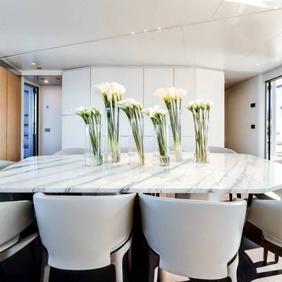 Proposition Yacht 12