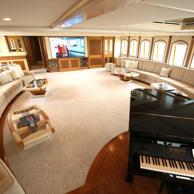 Sensation Yacht 13