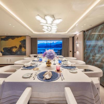 Dyna® Yacht 14