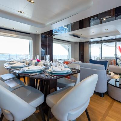Zozo Yacht 13