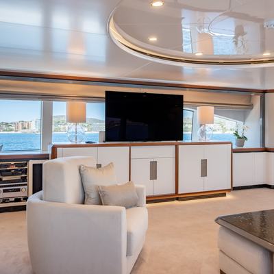 Titian Pearl Yacht 14