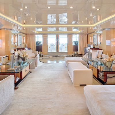 Sunday Yacht 13