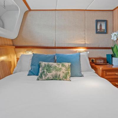 Ava Yacht 15