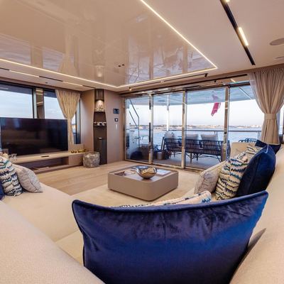 Carpe Diem Yacht 12