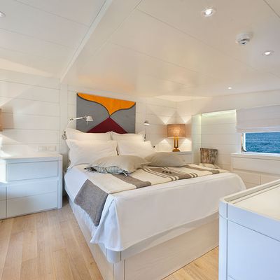 VERVECE Yacht Charter Price - Benetti M&B Luxury Yacht Charter