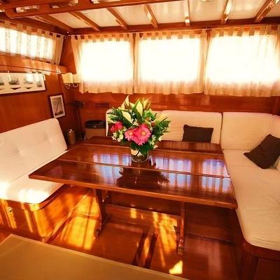 Paulena Yacht 11