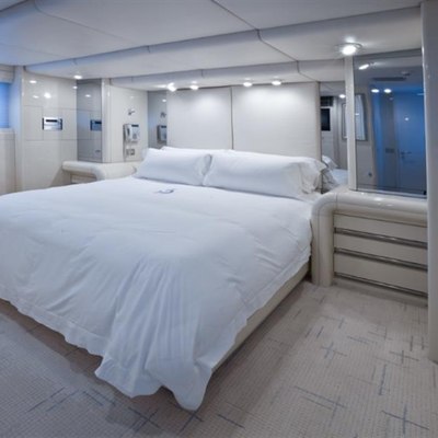 Highline Yacht 9