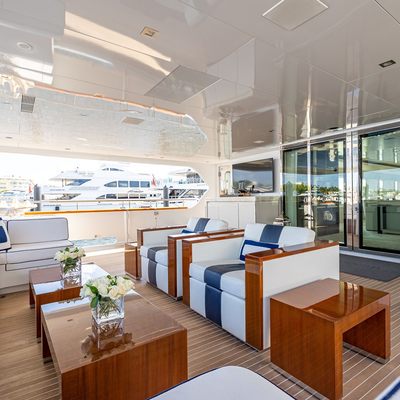 CHASSEUR Yacht Charter Price - Christensen Luxury Yacht Charter