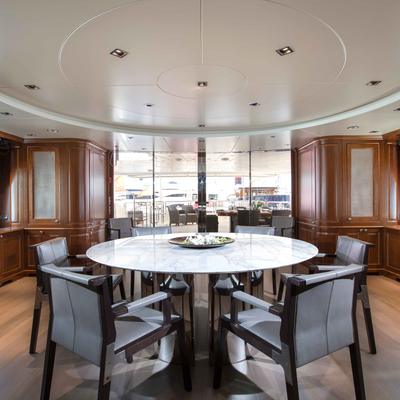 M2 Yacht 7