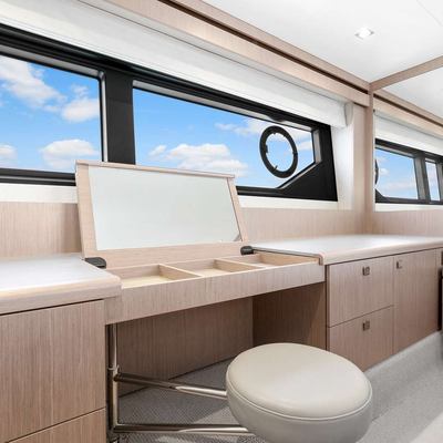 Done Deal Yacht 14