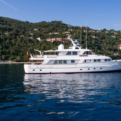 Cornelia Yacht 11