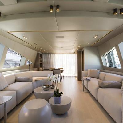 Fanamax Yacht 15