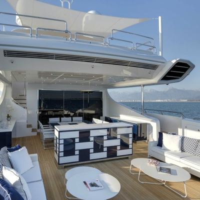 DA VINCI Yacht Charter Price - Overmarine Luxury Yacht Charter