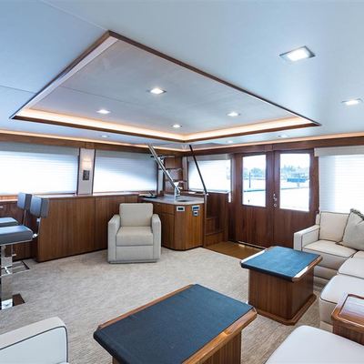 Touche Yacht 14