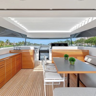 Squalo Blu Yacht 12