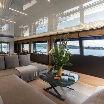 Daddy's Dream 2 Yacht 13