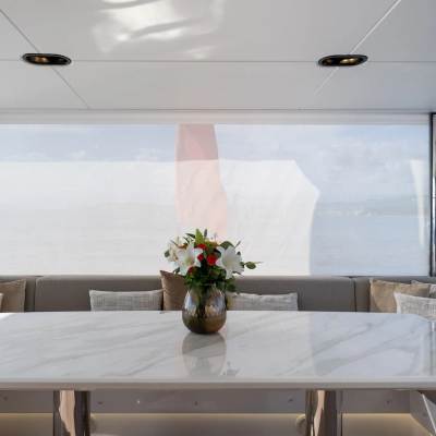 Zozo Yacht 12
