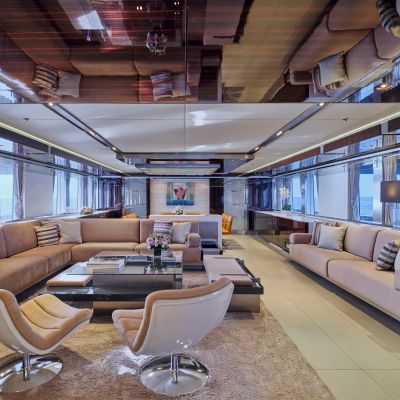Totem Yacht 11