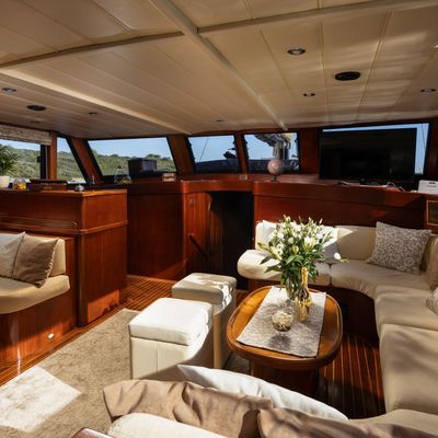 Pacha Yacht 11